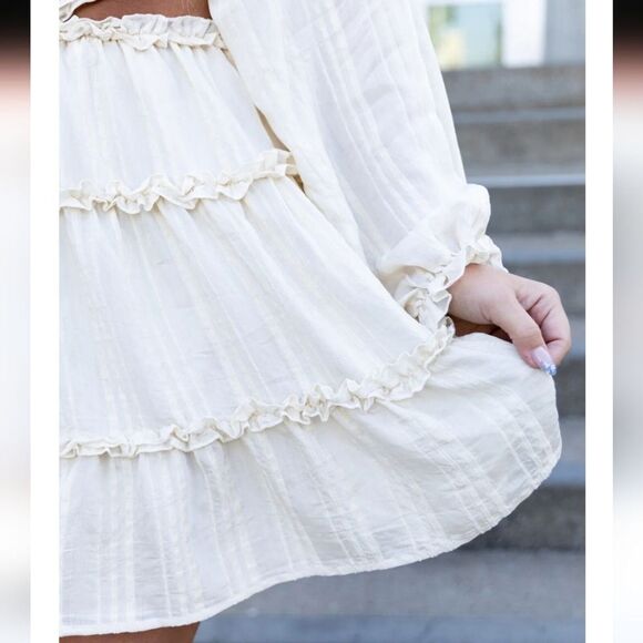 HYFVE Cottagecore Boho Peasant Dress Medium Beige Ruffle Long Sleeve Mini Dress - Picture 5 of 10